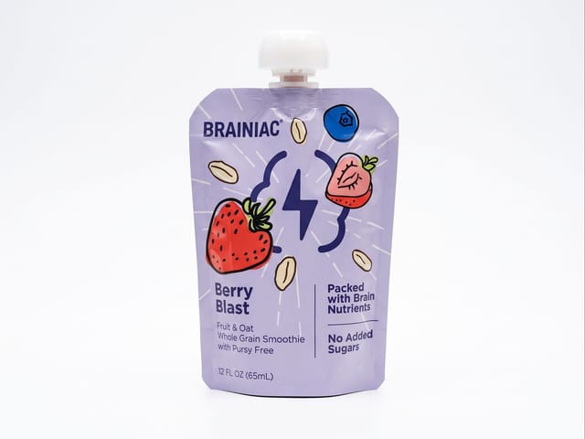 Fruit & Oat Smoothie Berry Blast Pouch.